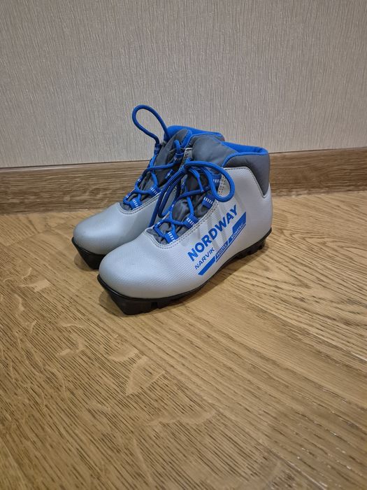 Лыжные ботинки детские