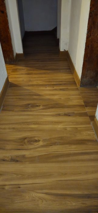 Гранитогрес и готови стъпала.