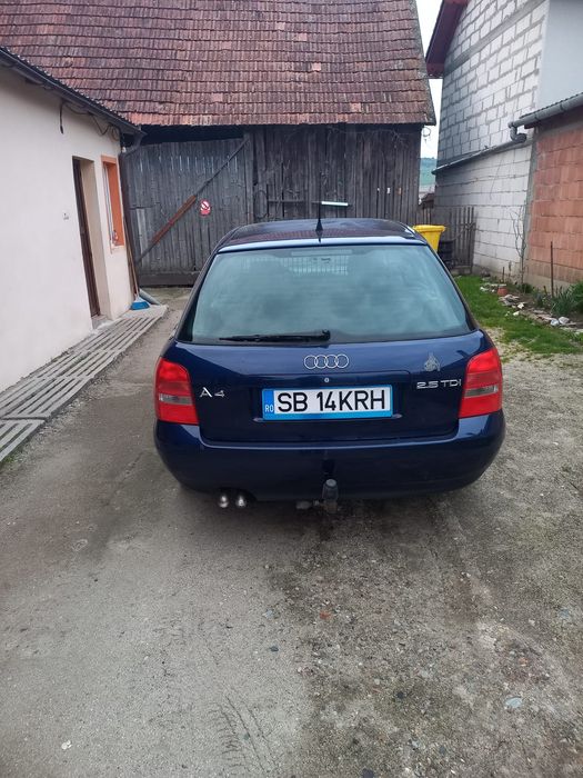 Vand Audi A4 B5.