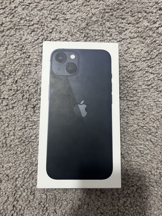Продам айфон 13 iphone 13 срочно
