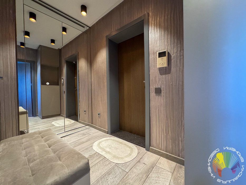 Дава се под наем Двустаен апартамент в Бургас, Център - 52 кв.м за 612 € - Снимка #10