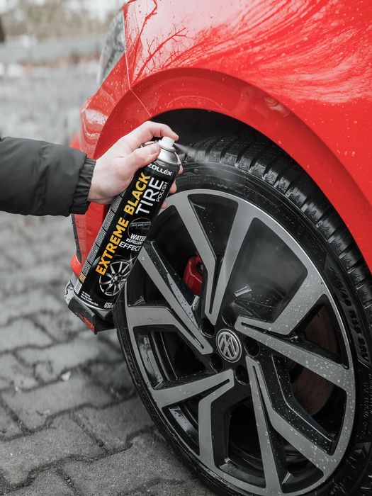 Препарат за почистване на гуми Extreme Black 650 мл ZOLLEX 15115