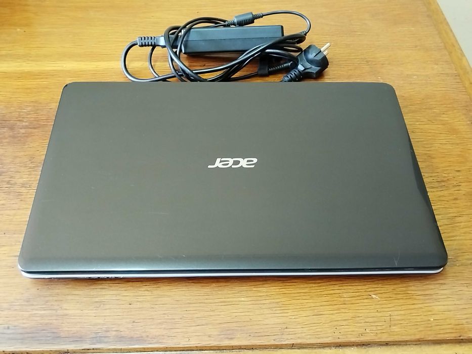 Лаптоп Acer Aspire E1-571G