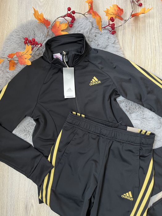 Adidas детски спортен екип нов