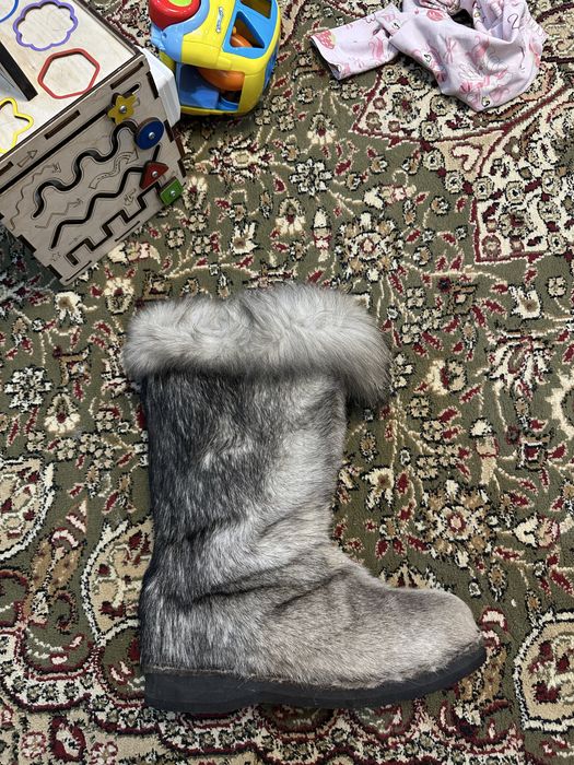 Продам унты