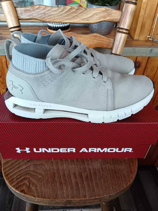 Маратонки Under Armour UA HOVR Lace Up