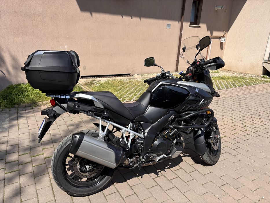 De vânzare Suzuki V-Strom DL1000 – 2016