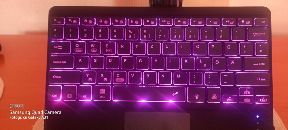 Mini Tastatura si Mouse Royal 197BT200, Wireless, Mouse, Touchpad, Ilu