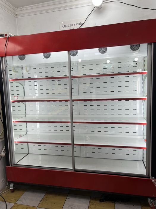 Витрина холодильник НОВИЙ