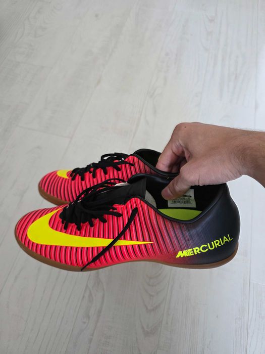 Nike Mercurial - бутонки