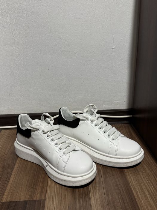 Adidasi Alexander McQueen