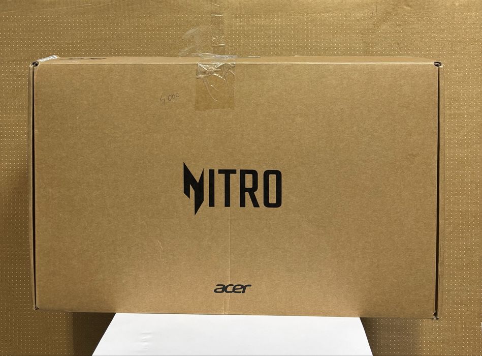 MDM vinde: Laptop Acer Nitro V15, AMD Ryzen 7 Gen 7.