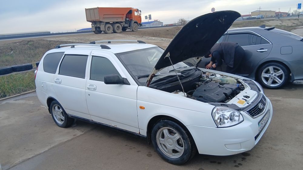 Приора универсал газ-бензин на ходу