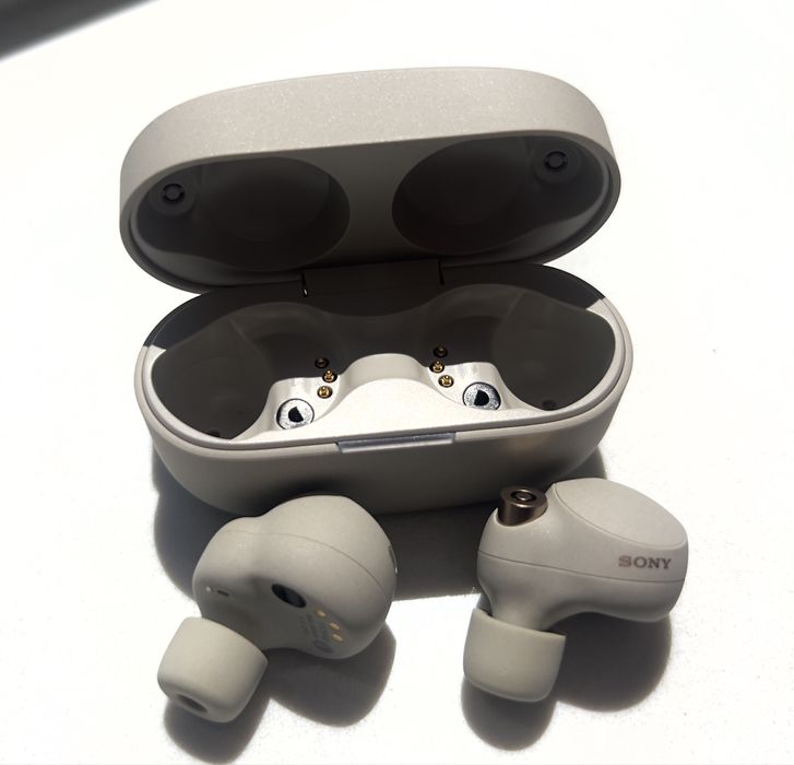 Sony WF-1000XM4 Silver – Stare Impecabilă, Folosite de 5 Ori