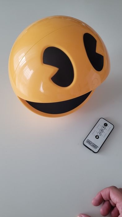 Pacman лампи и играчки