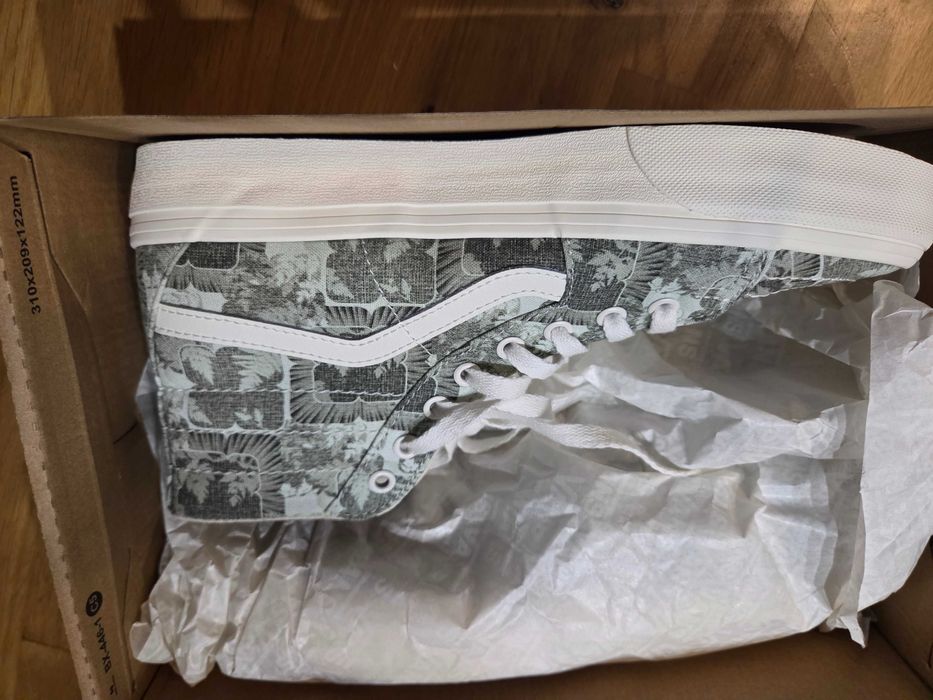Дамски кецове Vans