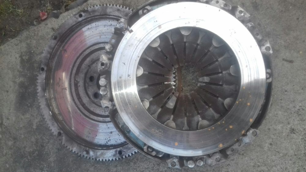 Volanta plus placa de presiune.