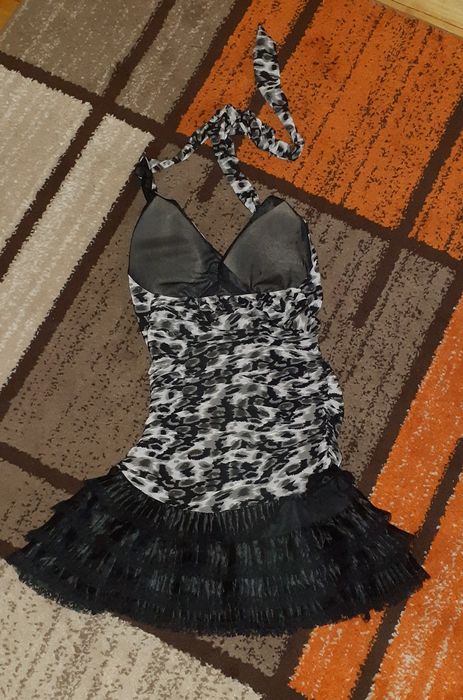 Страхотни дамски рокли размер S и XS