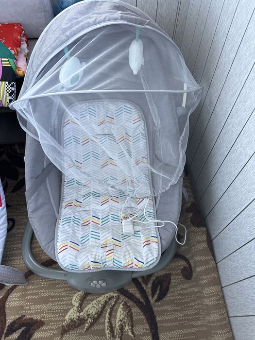 Продам электрическую люльку