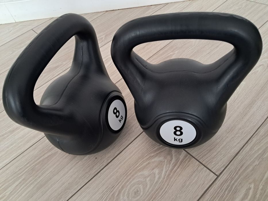 Гири продам 8 кг.