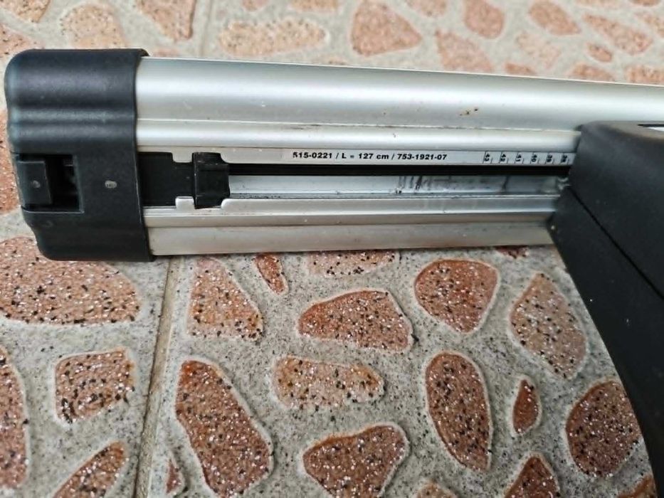 Thule Aero Bars (869 - 127cm) + Thule Rapid System 750
