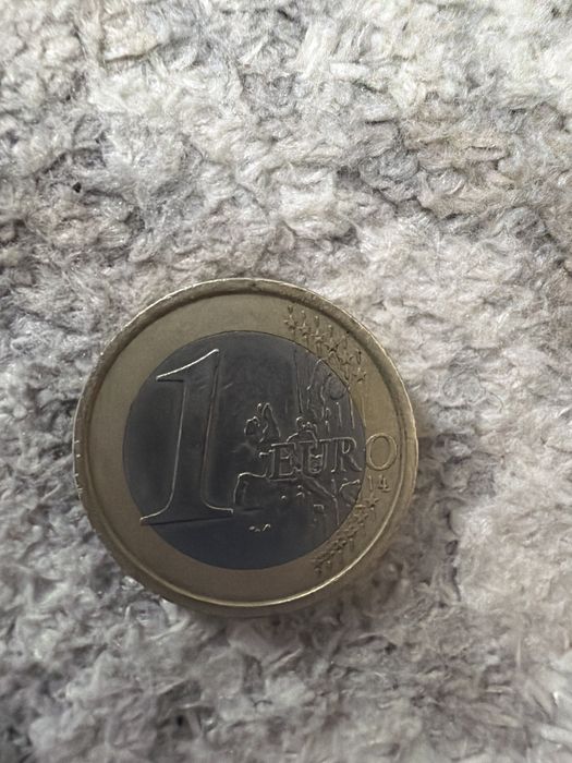 Продам монеты-6 штук