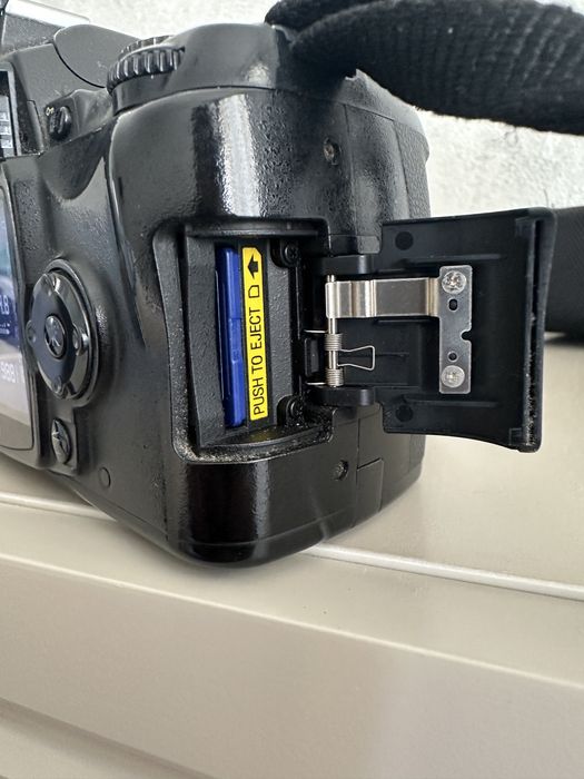 Nikon D60+YN560-II Спишка Card 8Gb, Батарейка,  , Синхронизатор, Сумка