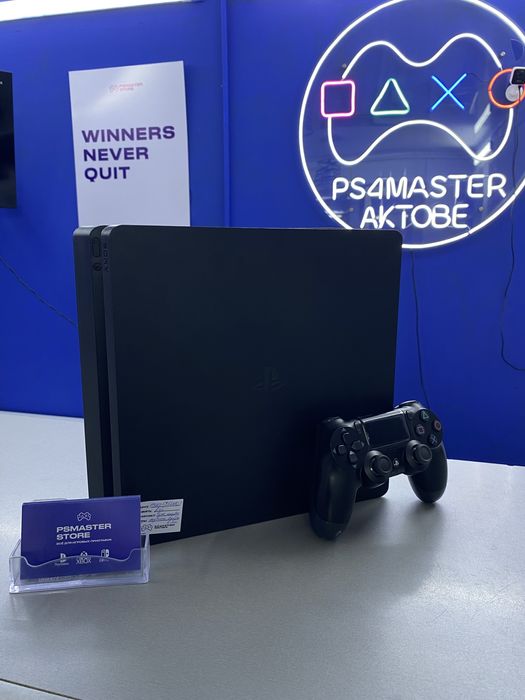 Playstation 4 slim