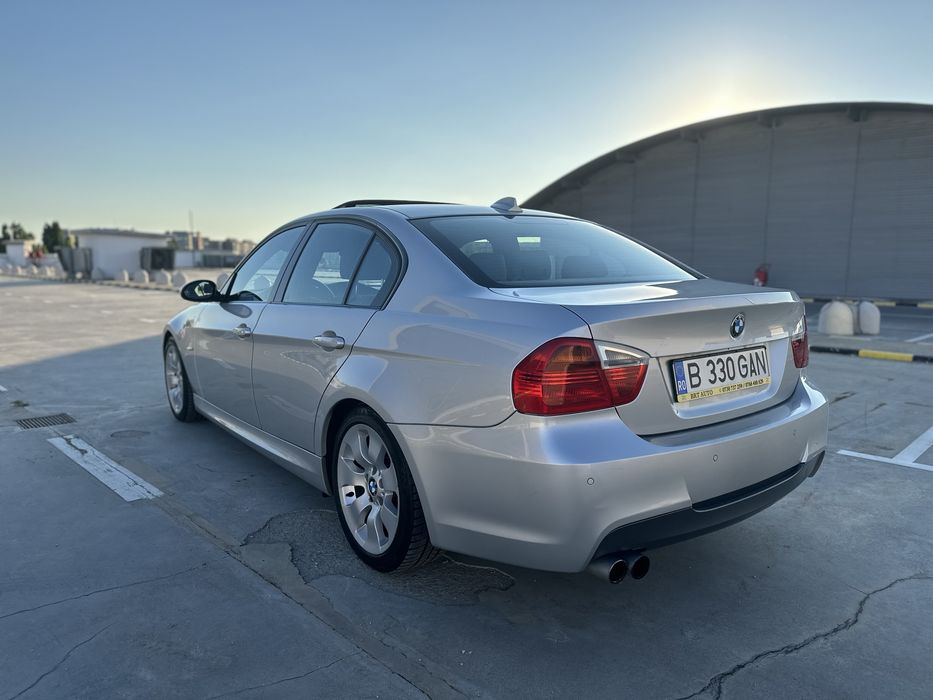 BMW E90 330d M Sport Original | M57 231 CP | Trapă | Keyless | Xenon Adaptiv