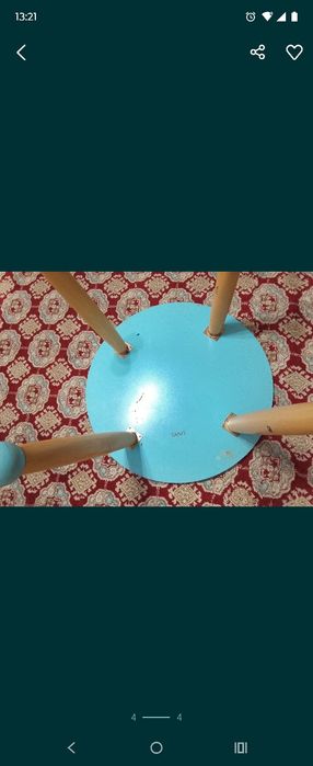 Стол и стульчики деревянные