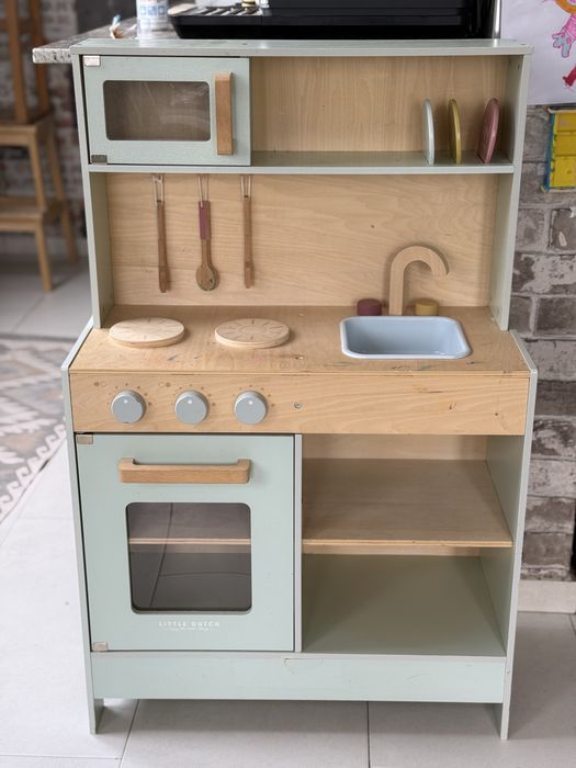 Little Dutch детска кухня