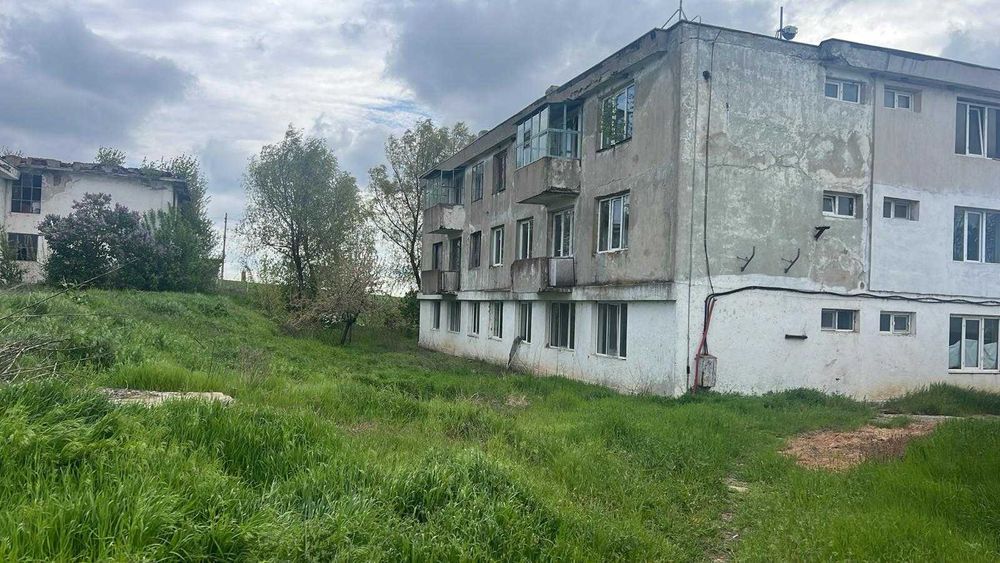 Oportunitate Unică in Galați - 345 €/MP | 3.830 MP Construiți + 7400 mp Teren Inclus