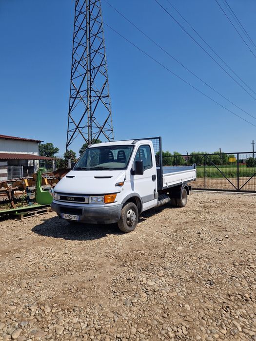 Vând iveco dayli