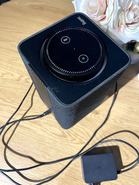 Умная Яндекс колонка Алиса Макс