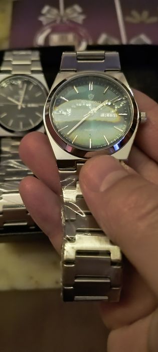 Нови луксозни мъжки кварцови  ръчни часовници Binbond  ,нови