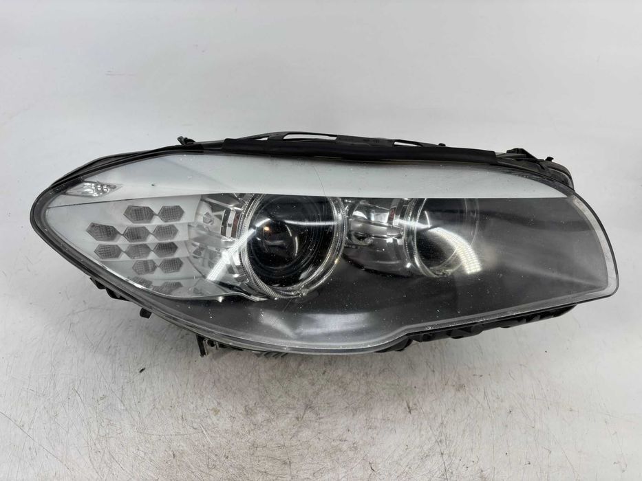 Far dreapta cu bixenon Bmw Seria 5 F10/F11 an 2010