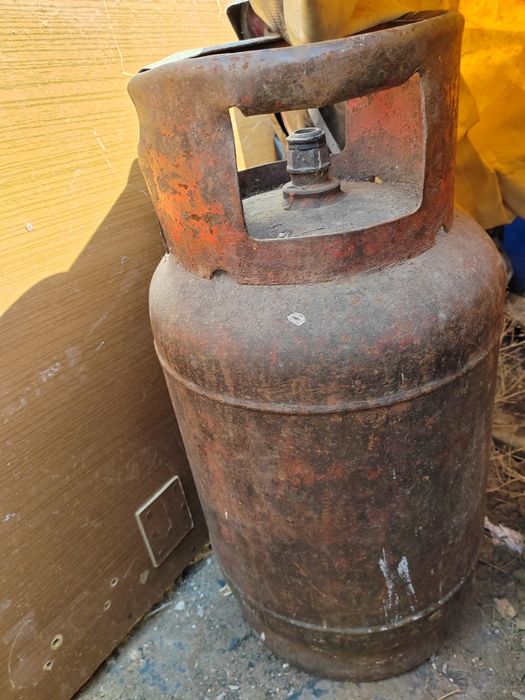 Продаю газовый балон