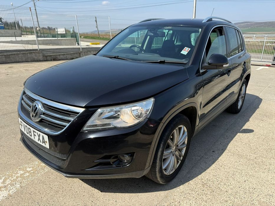 Dezmembrez Vw tiguan 2009 2.0 tdi CBAB 4x4 negru