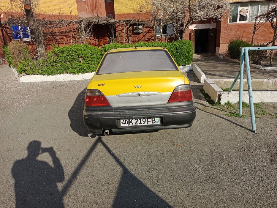 Nexia sotiladi rangi sariq