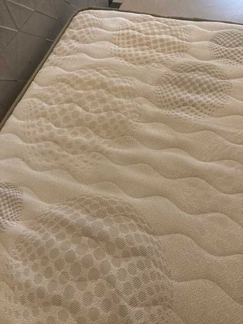 Матрак Exclusive Hybrid Cool Gel от Sleepy 90x200