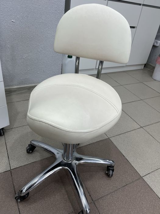 Стул для мастера