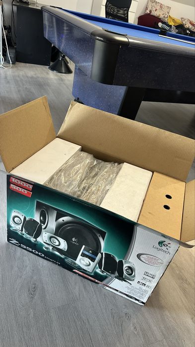 Logitech Z-5500 505W RMS 5.1 THX HiFi Speaker Surround System