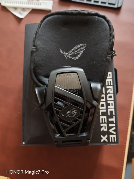 Cooler de răcire Rog phone 8/8 pro