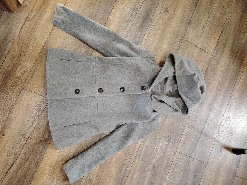 Дамско палто с качулка