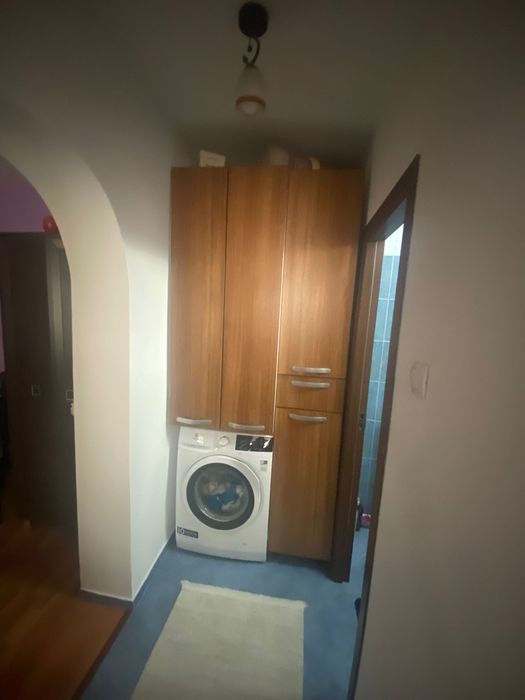 Vând ap 2 camere et 2