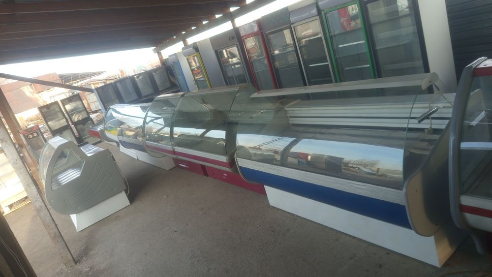 Холодильники витриные с горантией