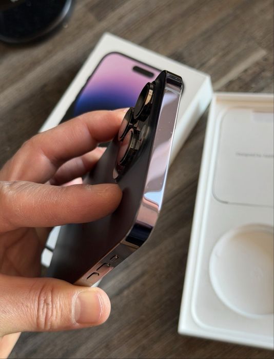 iPhone 14 pro ,baterie 100% ,neverlocked