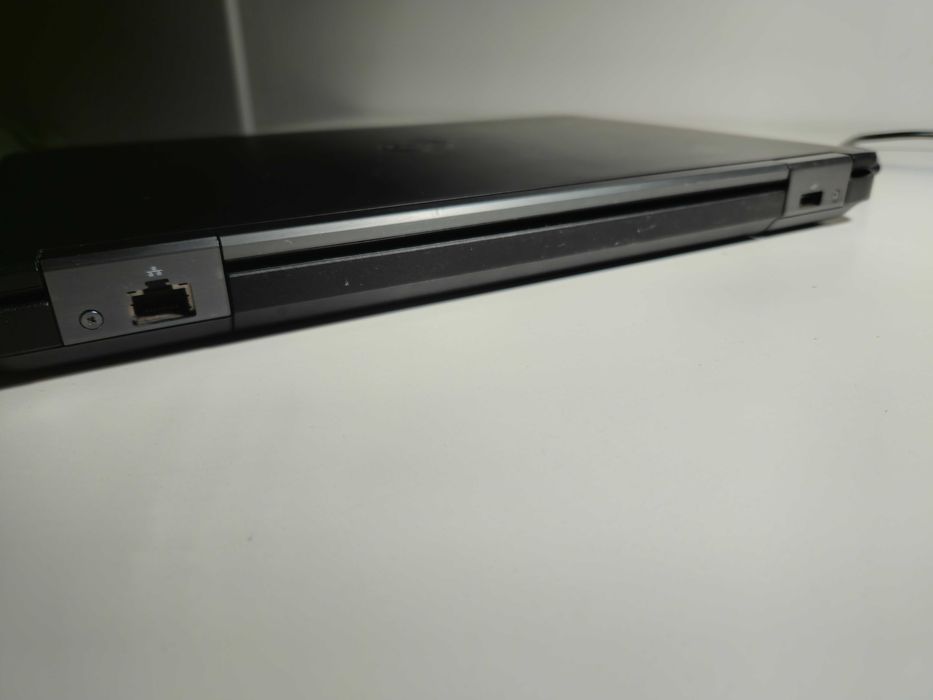 Dell Latitude E5440 - Intel i5 - NVIDIA GT730M