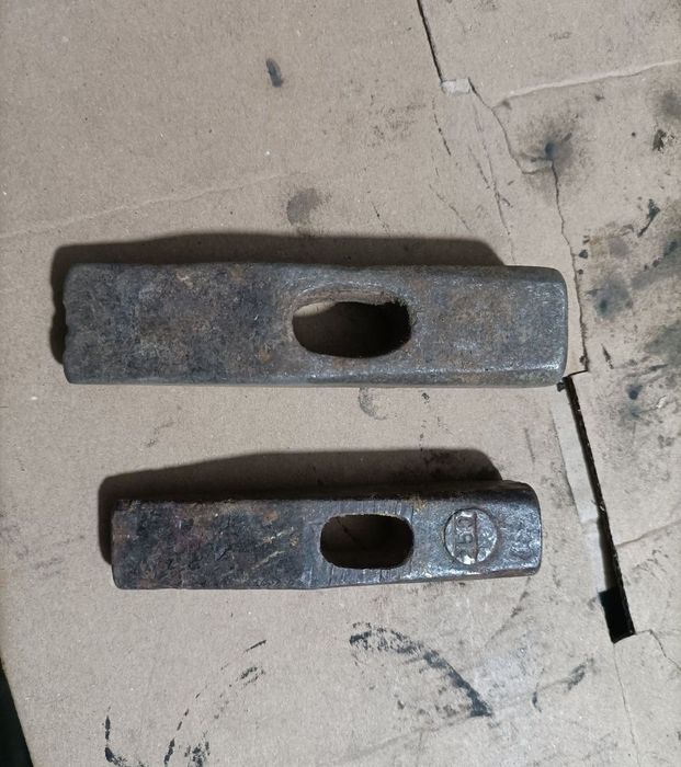 Cap ciocan fără coadă,asigur expedierea coletului avantajos la orice d