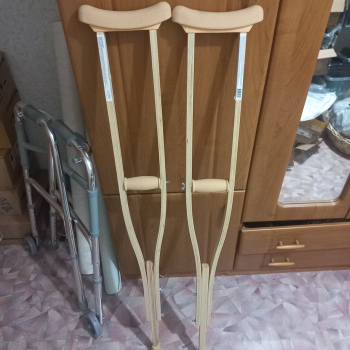 Костыли в отличном качестве
